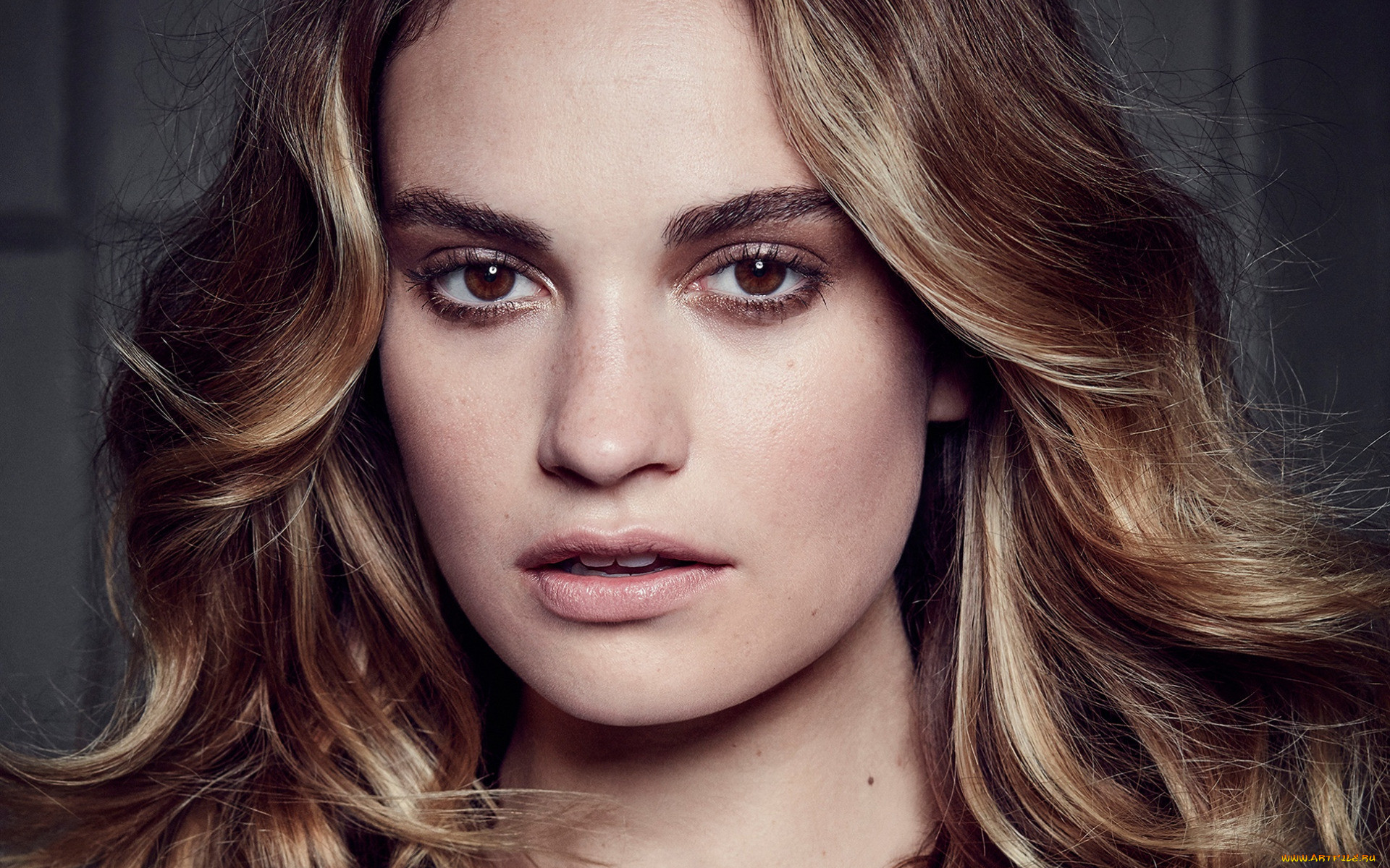 , lily james, 